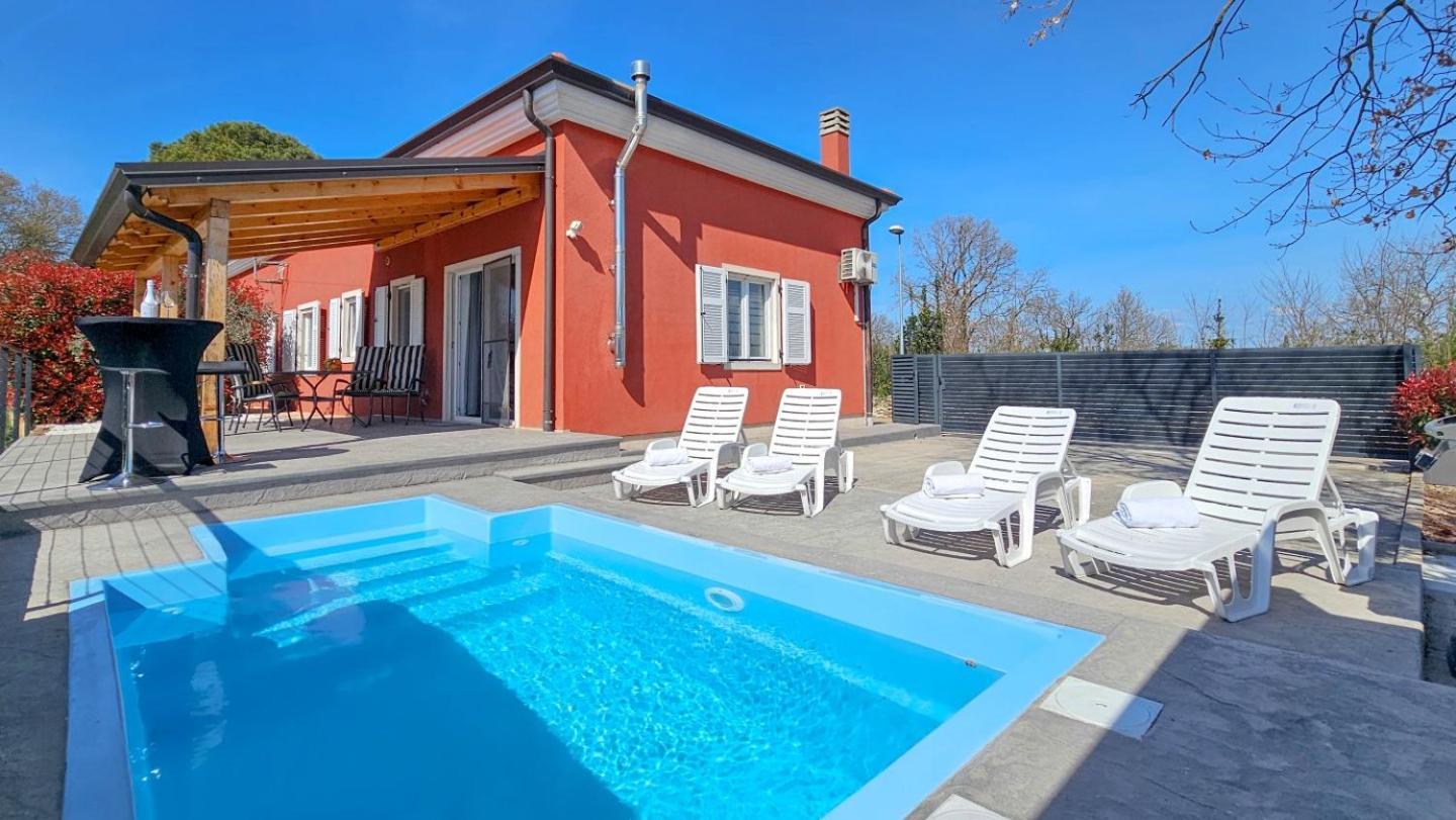 Vila Casa Lutoma Kmeti Exteriér fotografie