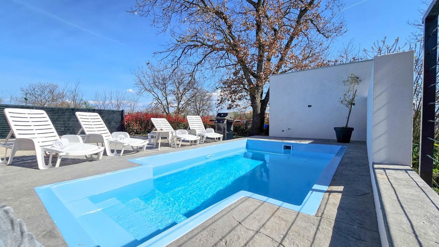 Vila Casa Lutoma Kmeti Exteriér fotografie